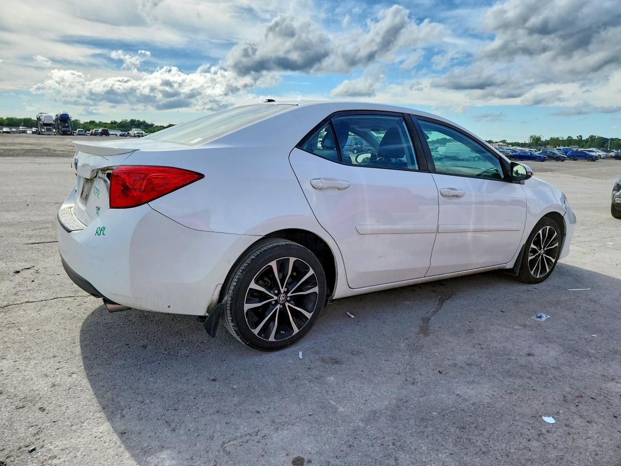 2018 TOYOTA COROLLA