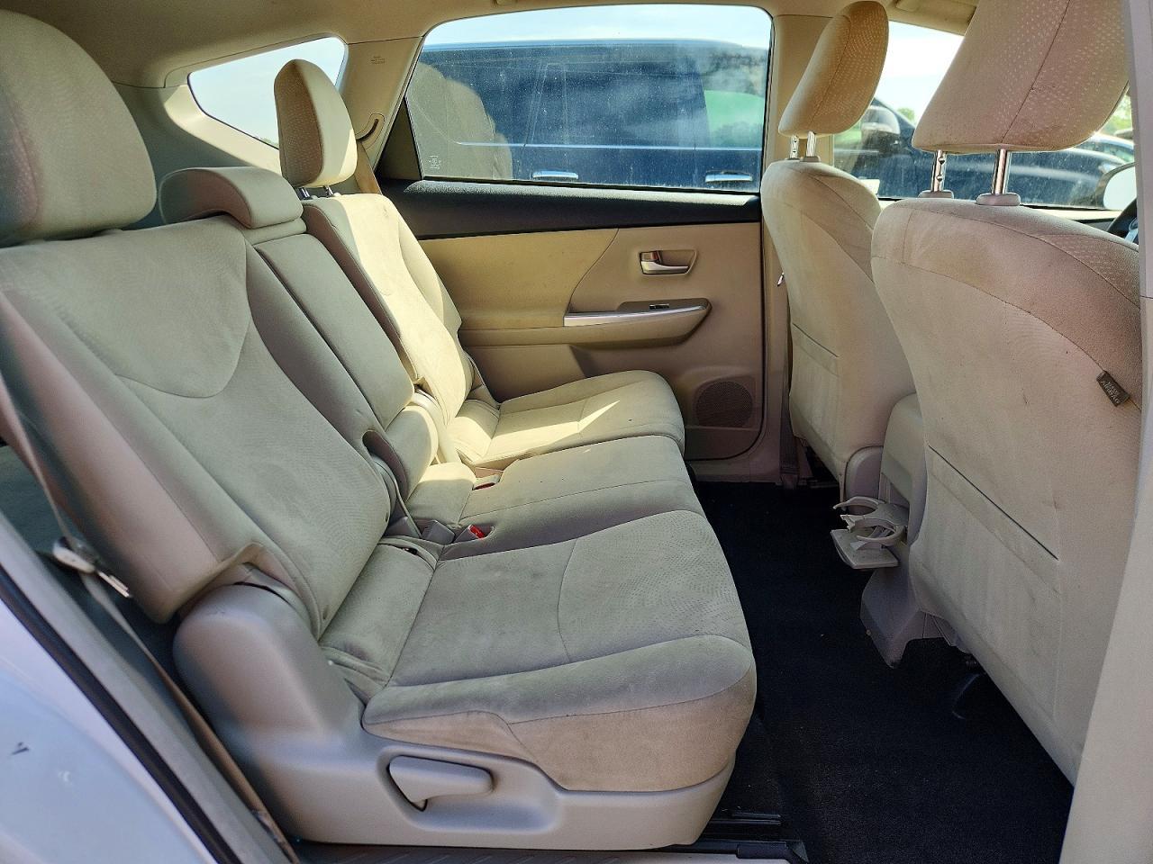 2012 TOYOTA PRIUS V
