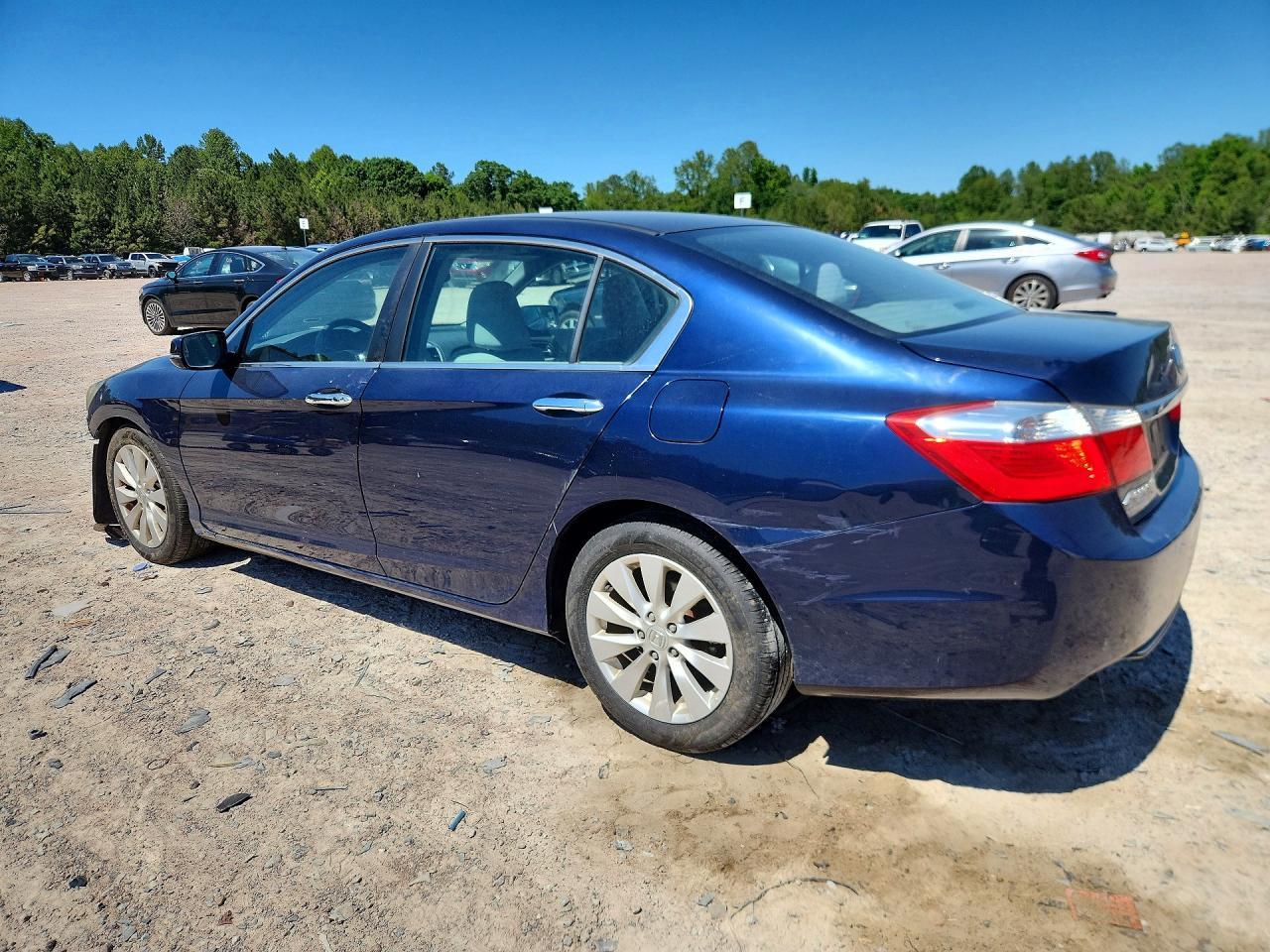 2015 HONDA ACCORD