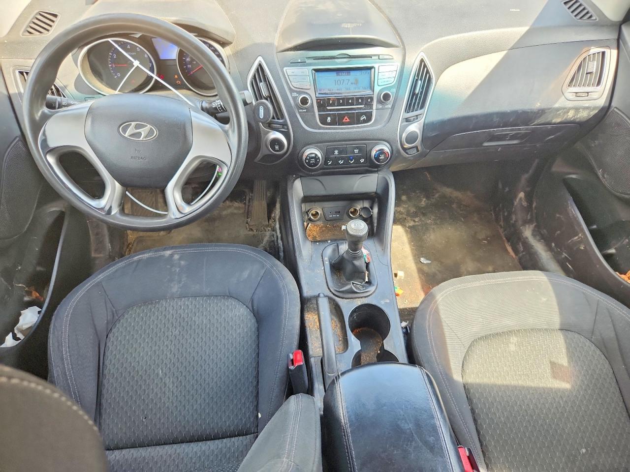 2012 HYUNDAI TUCSON