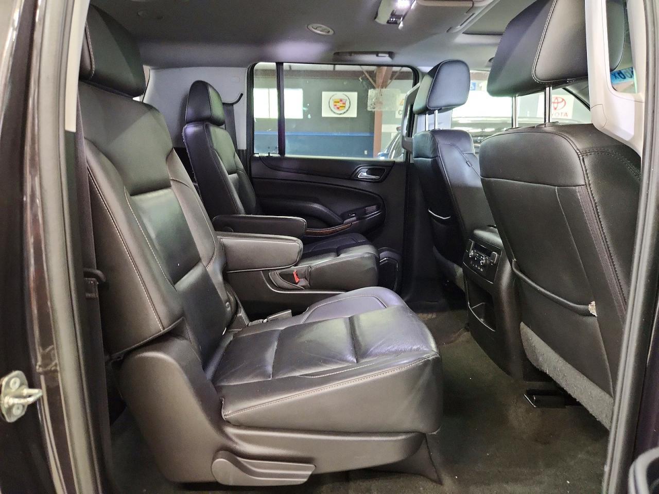 2018 CHEVROLET Suburban