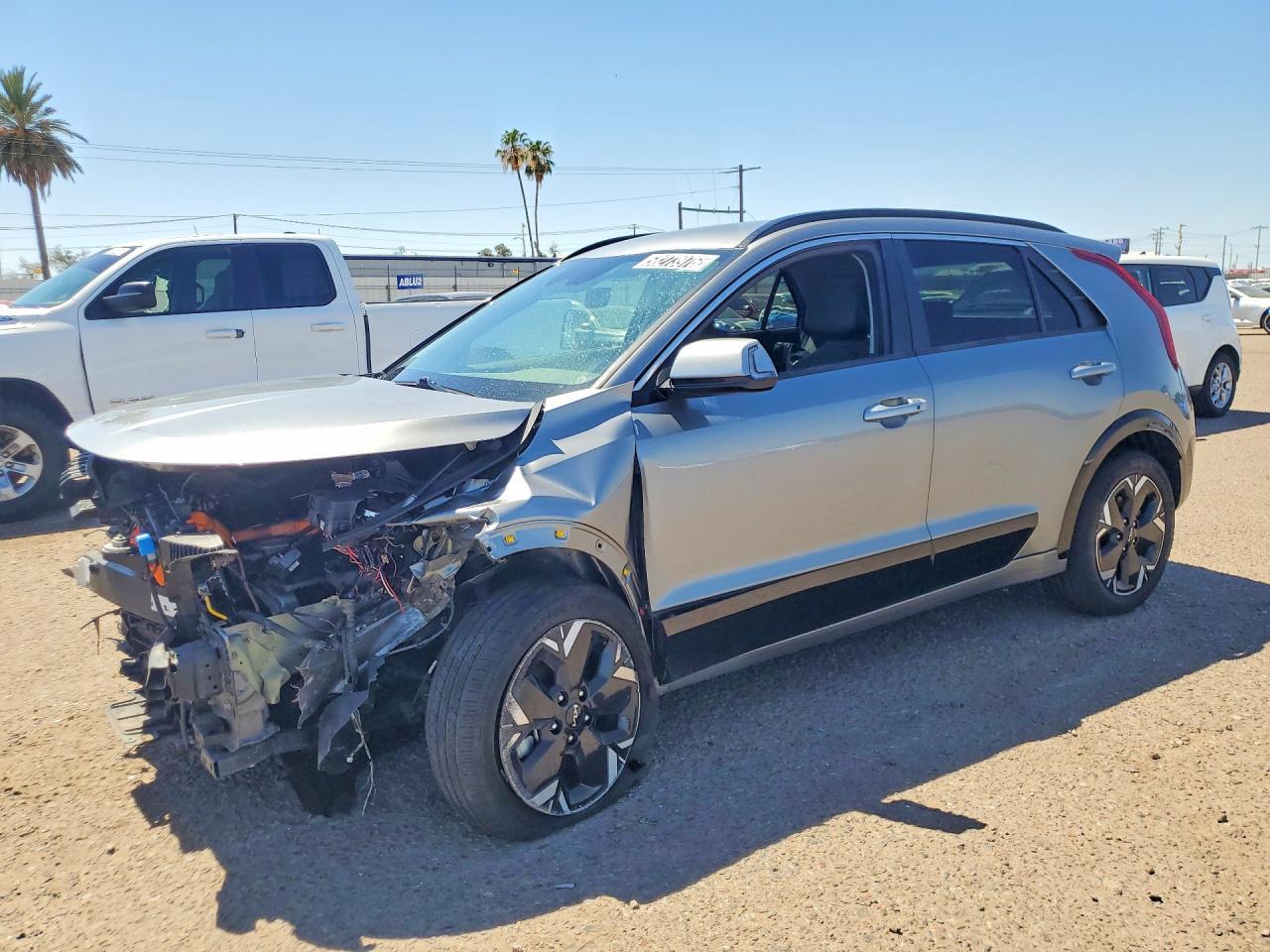 2023 KIA Niro
