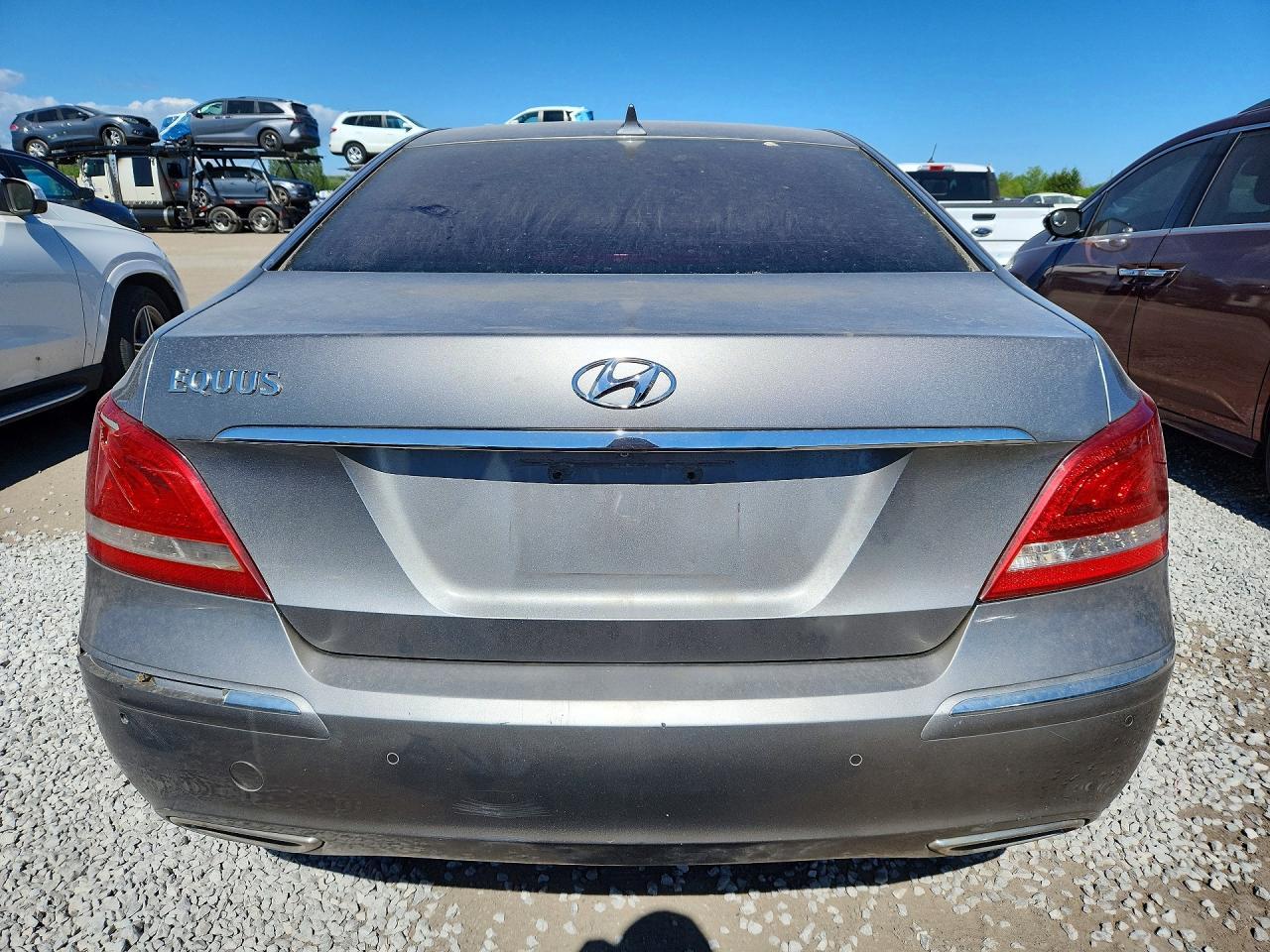 2011 HYUNDAI Equus