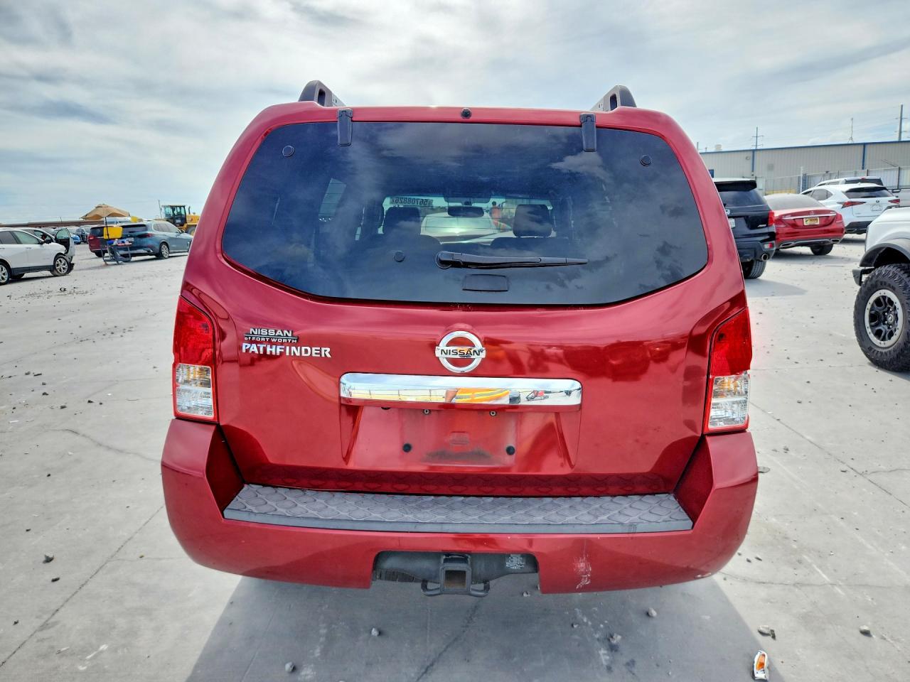 2011 NISSAN PATHFINDER