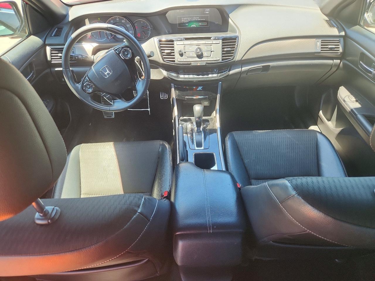2017 HONDA ACCORD