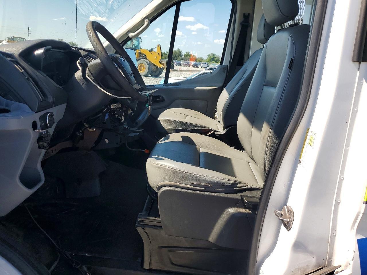 2019 FORD Transit