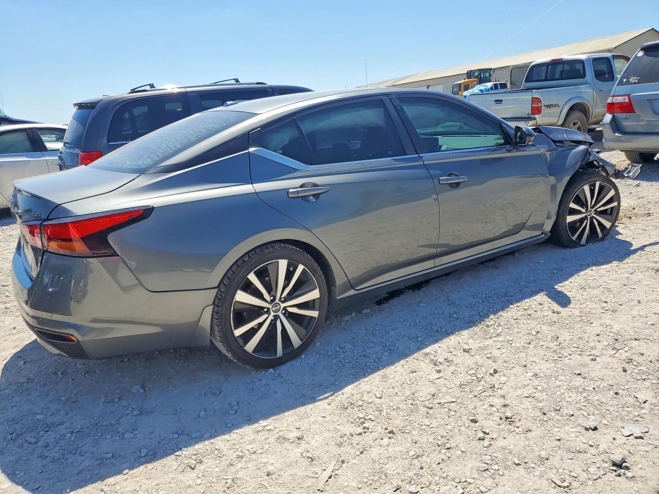 2019 NISSAN ALTIMA
