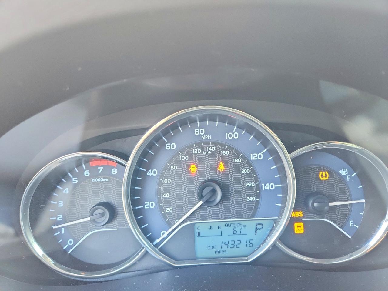 2016 TOYOTA COROLLA