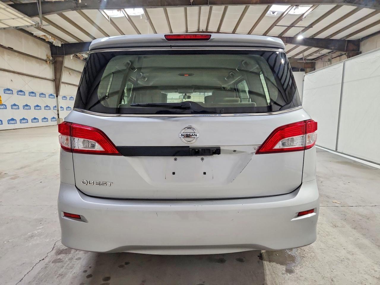 2016 NISSAN Quest