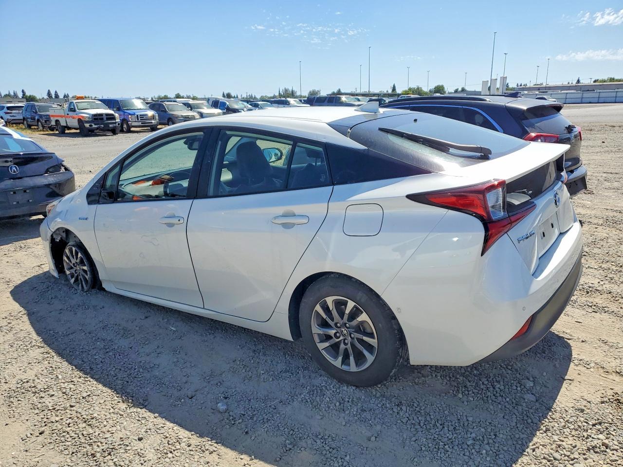 2019 TOYOTA PRIUS