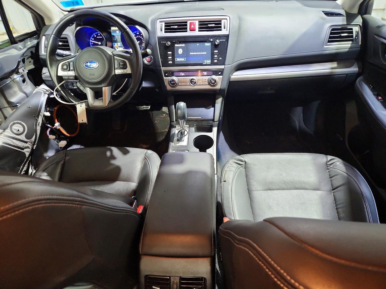 2017 SUBARU Legacy