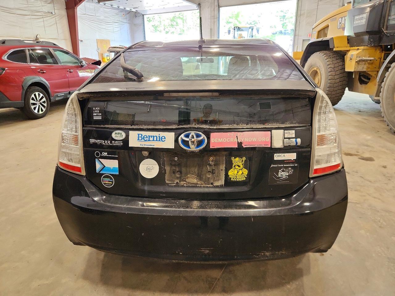 2011 TOYOTA PRIUS