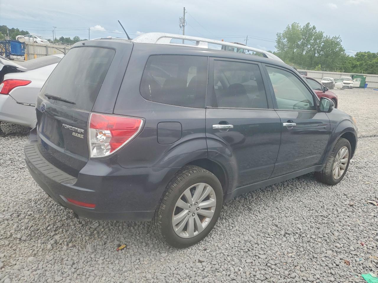2011 SUBARU FORESTER