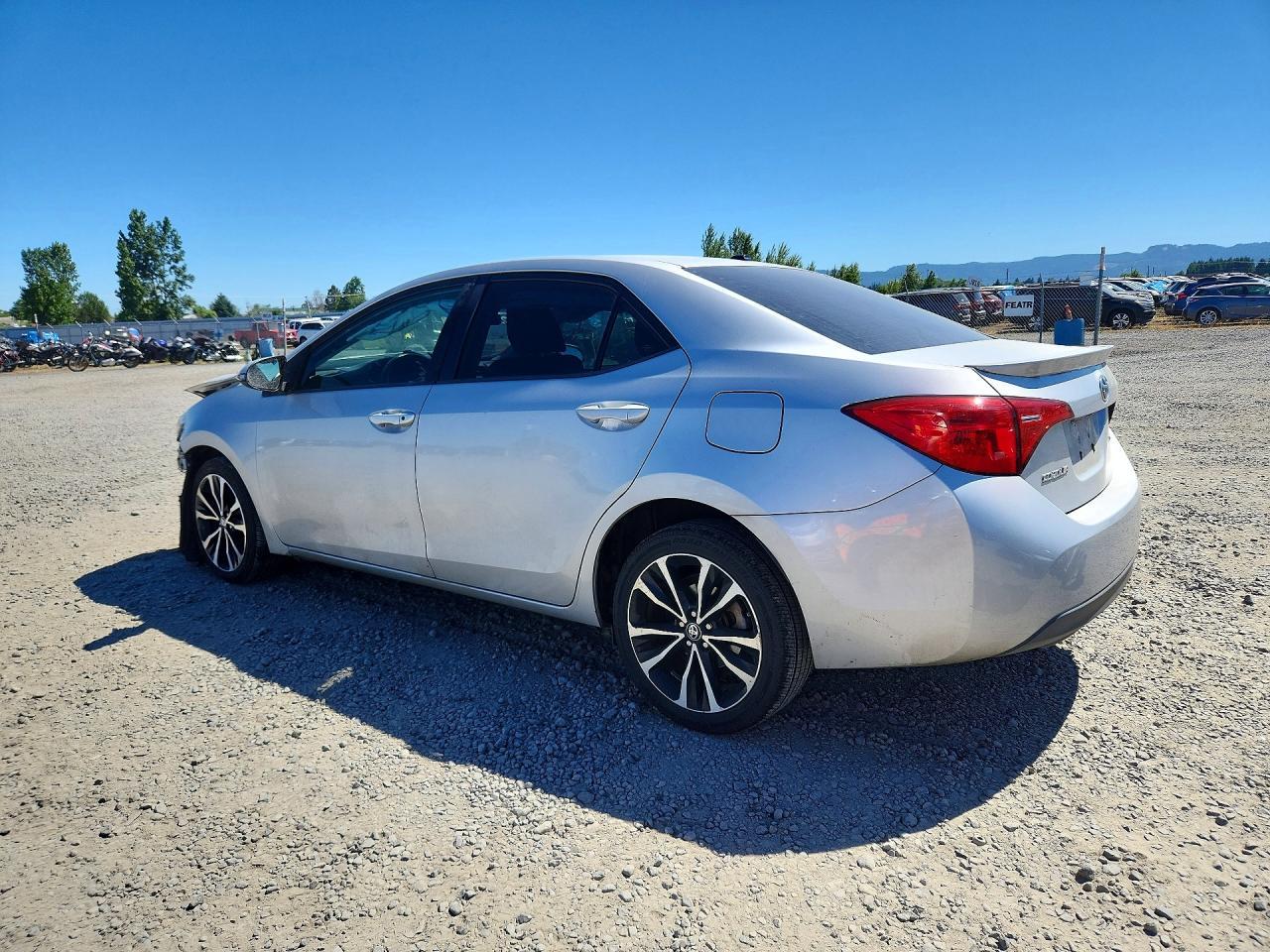 2017 TOYOTA COROLLA