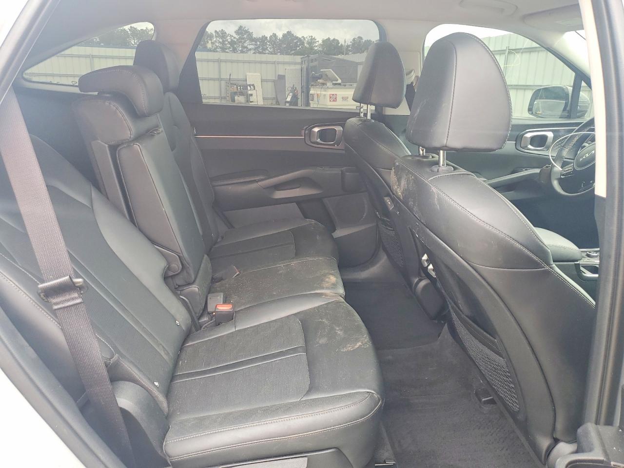 2025 KIA SORENTO