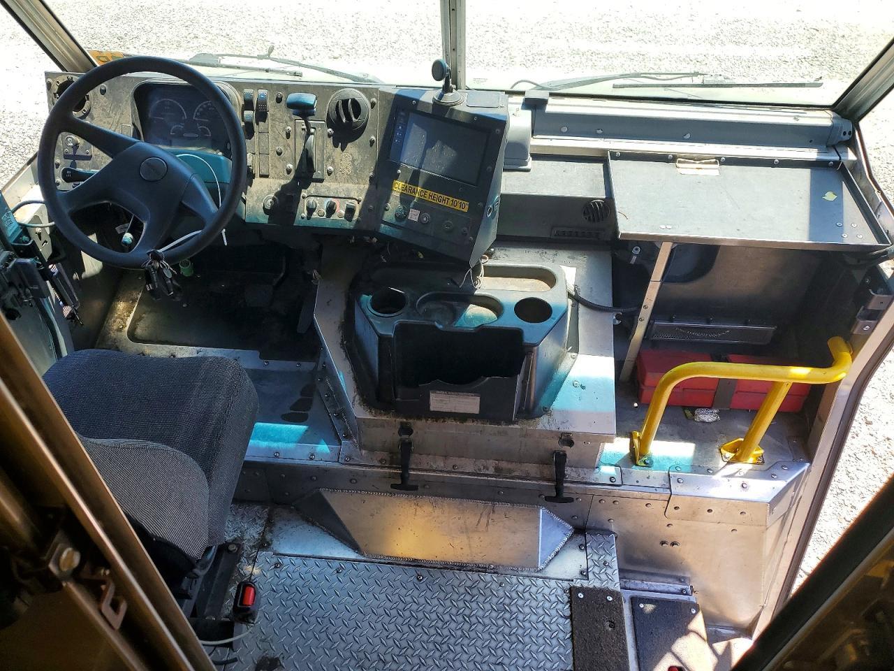 2021 FREIGHTLINER Mt45g