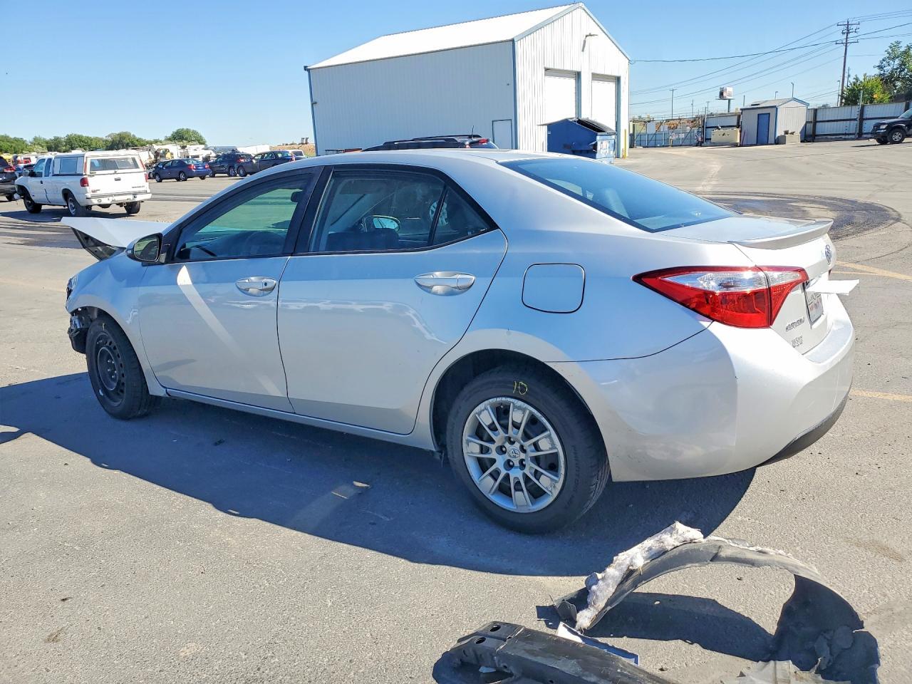 2015 TOYOTA COROLLA