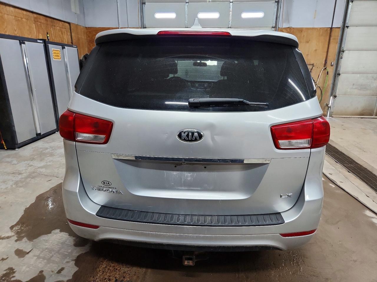 2017 KIA SEDONA