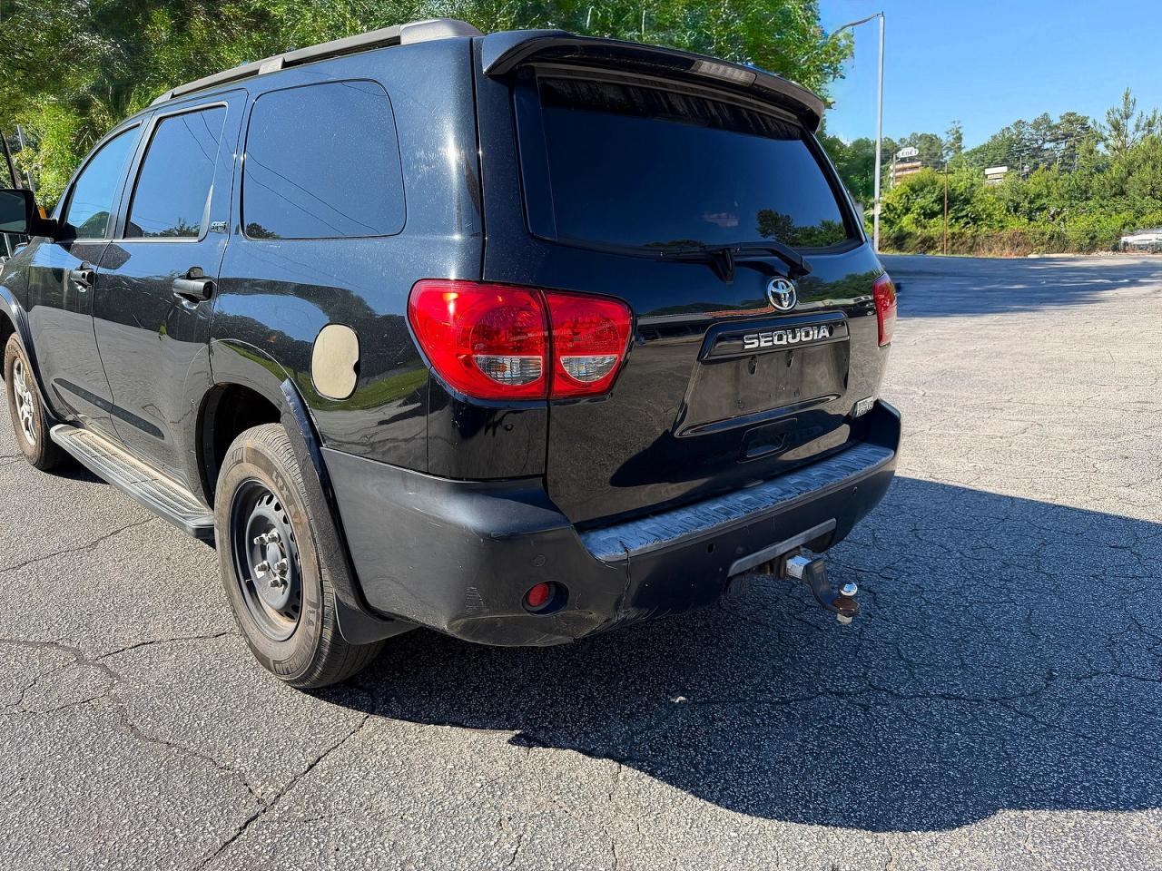 2012 TOYOTA Sequoia