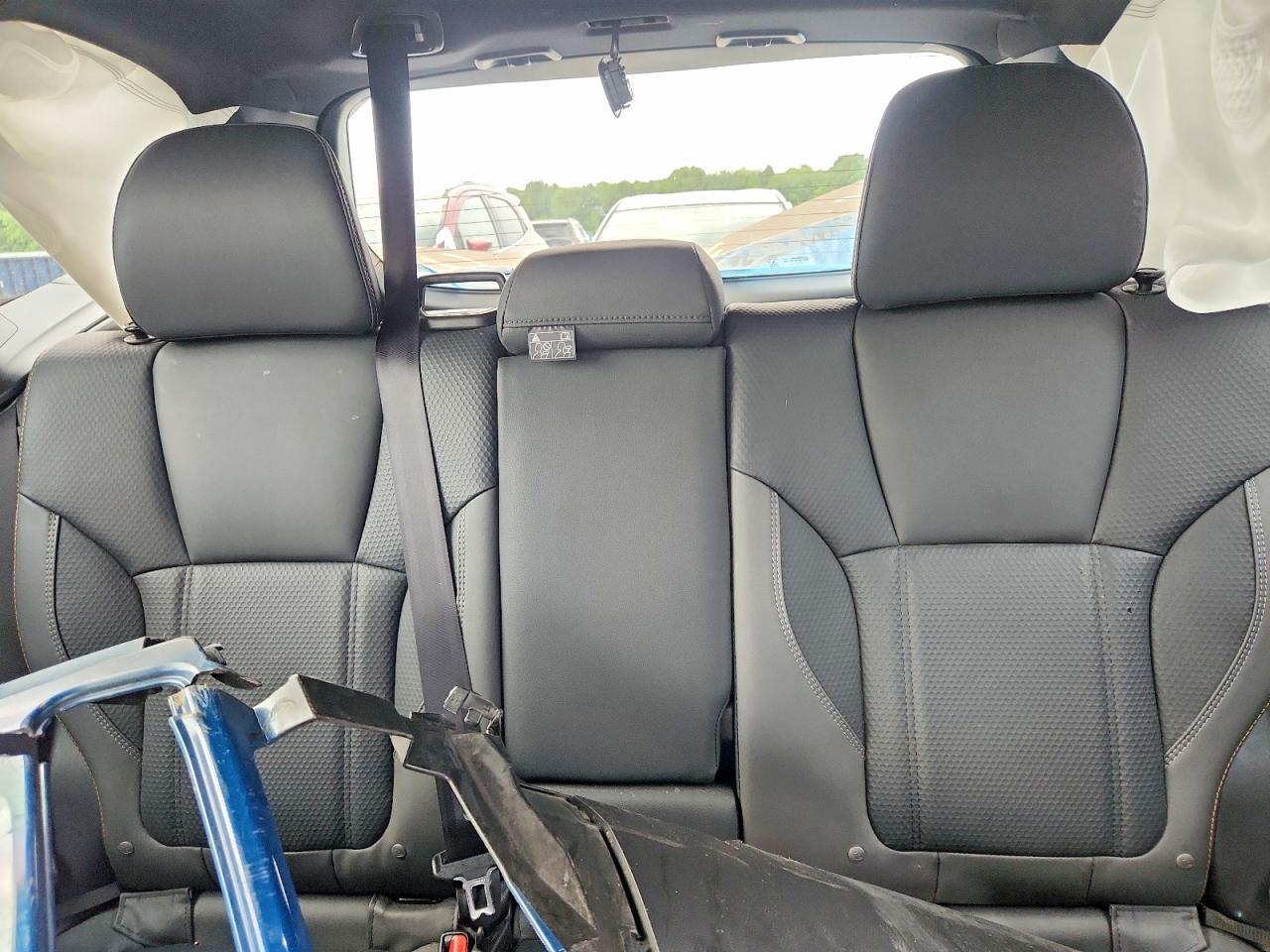 2022 SUBARU FORESTER