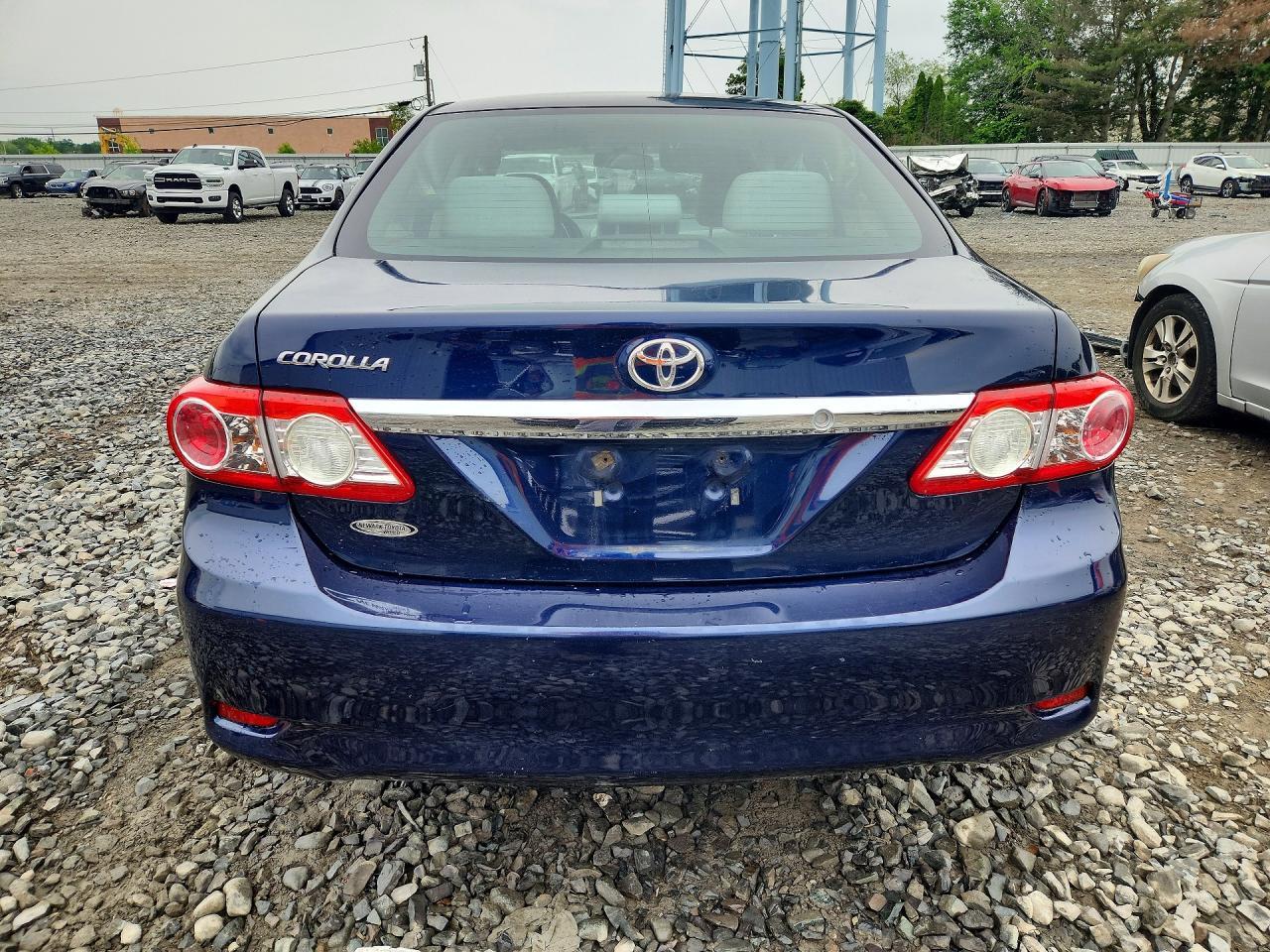 2013 TOYOTA COROLLA