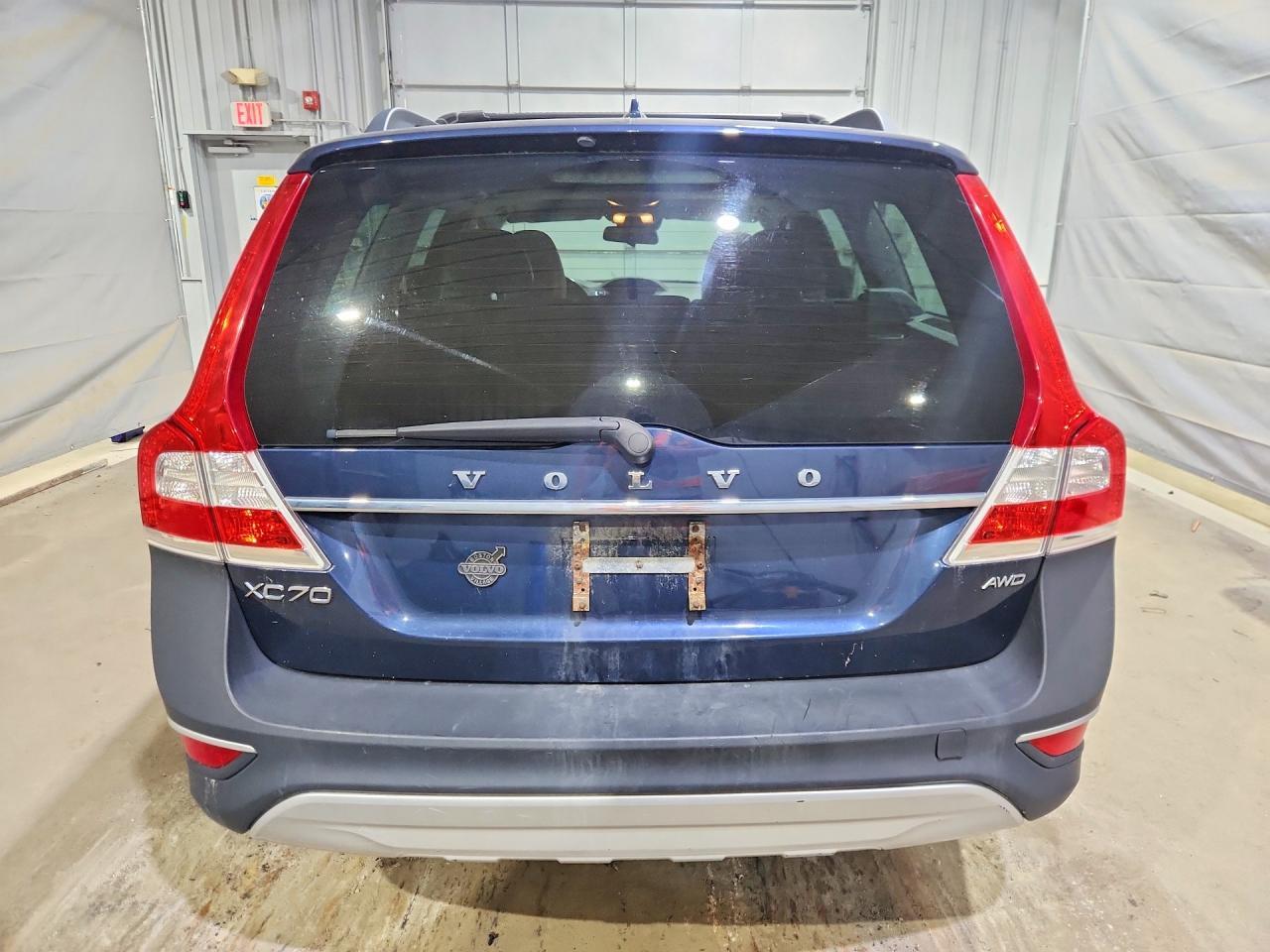 2015 VOLVO XC70