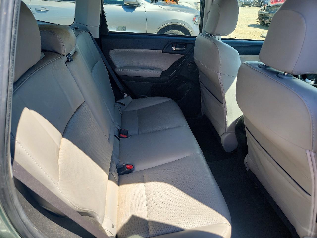 2015 SUBARU FORESTER