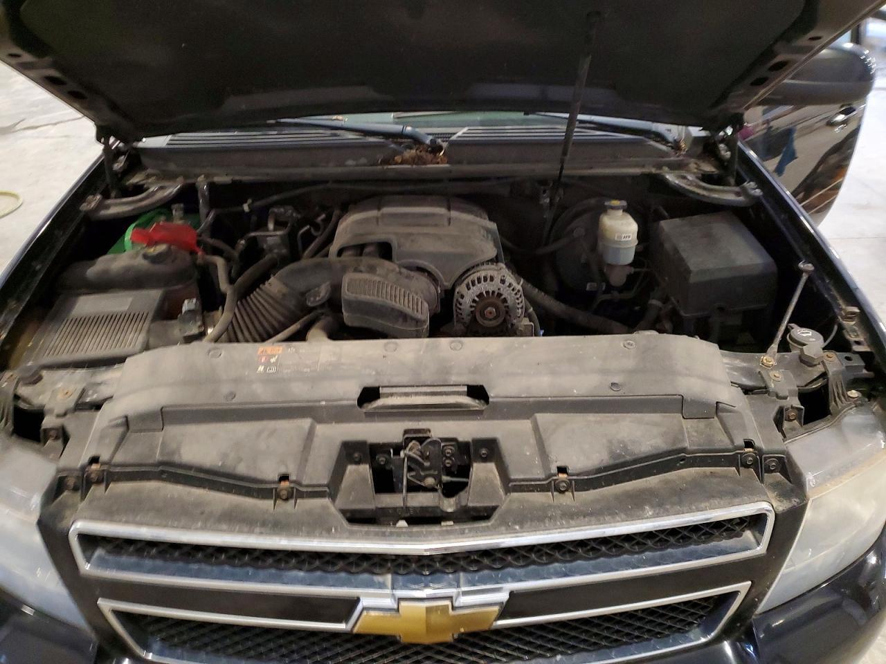 2011 CHEVROLET Suburban