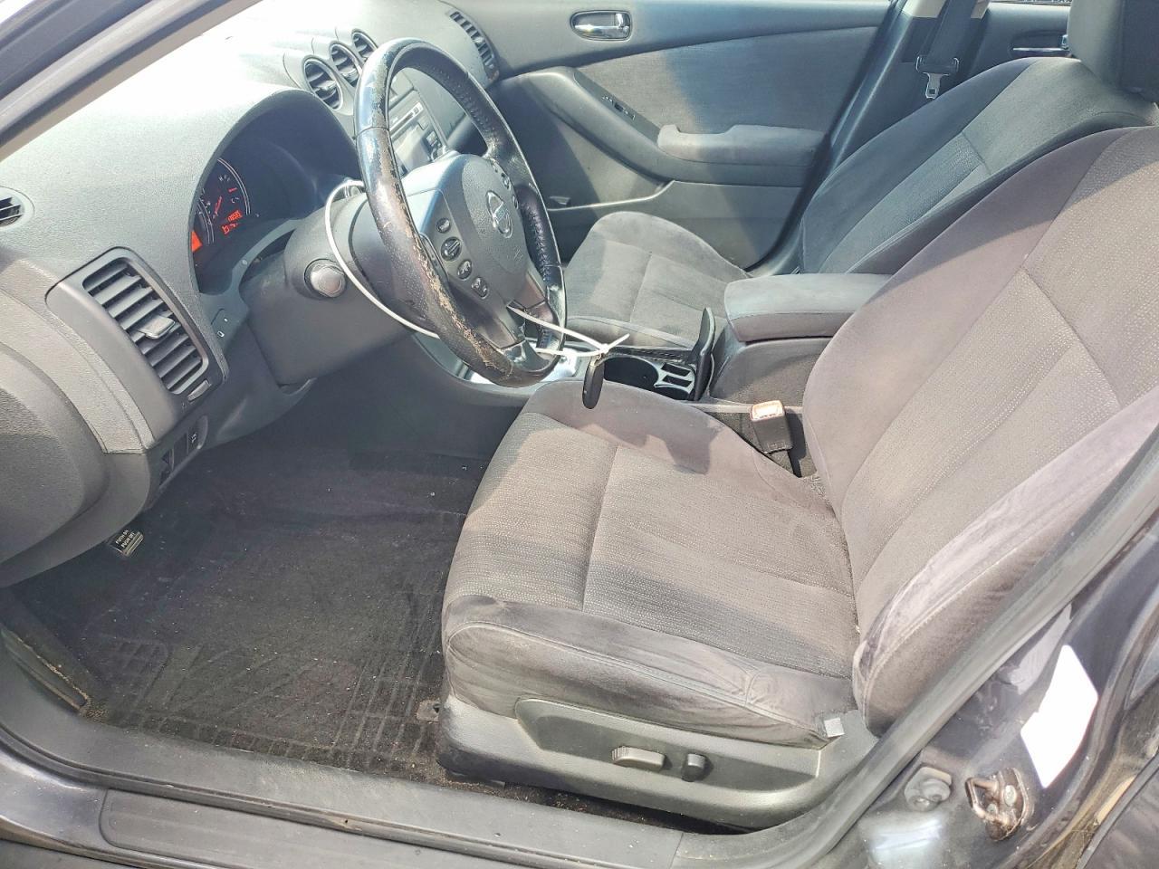 2010 NISSAN ALTIMA