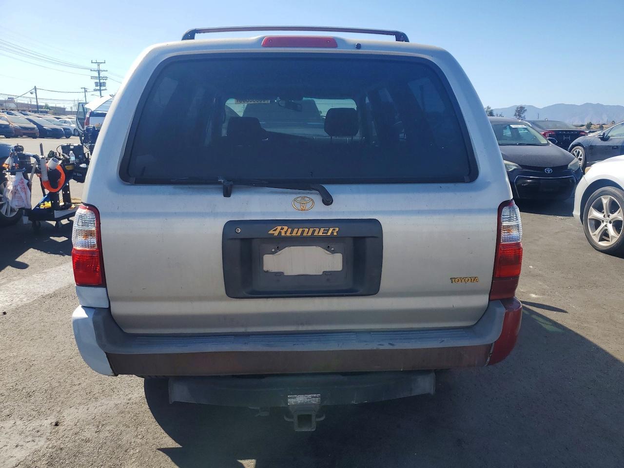 2002 TOYOTA 4Runner