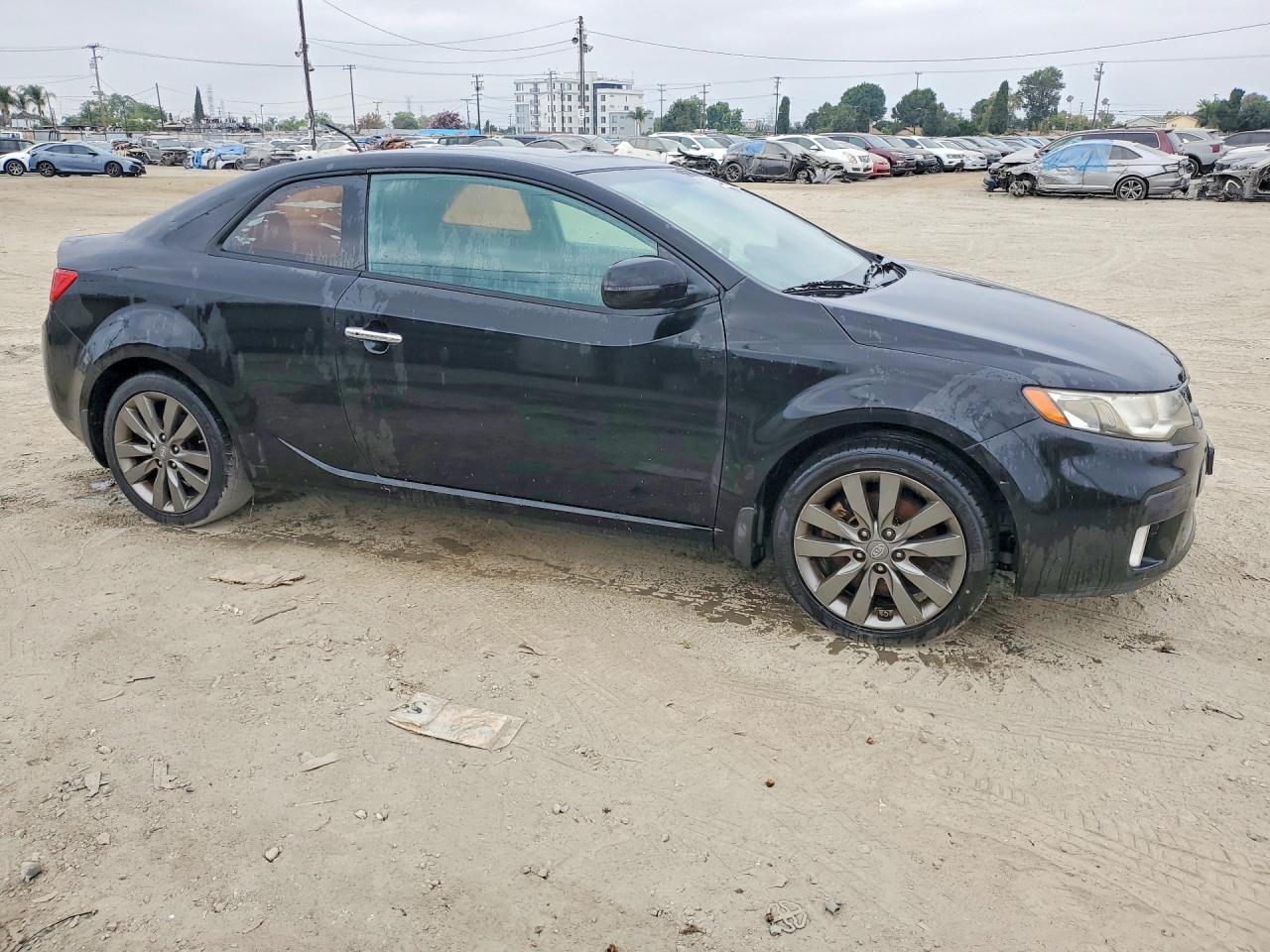 2013 KIA FORTE