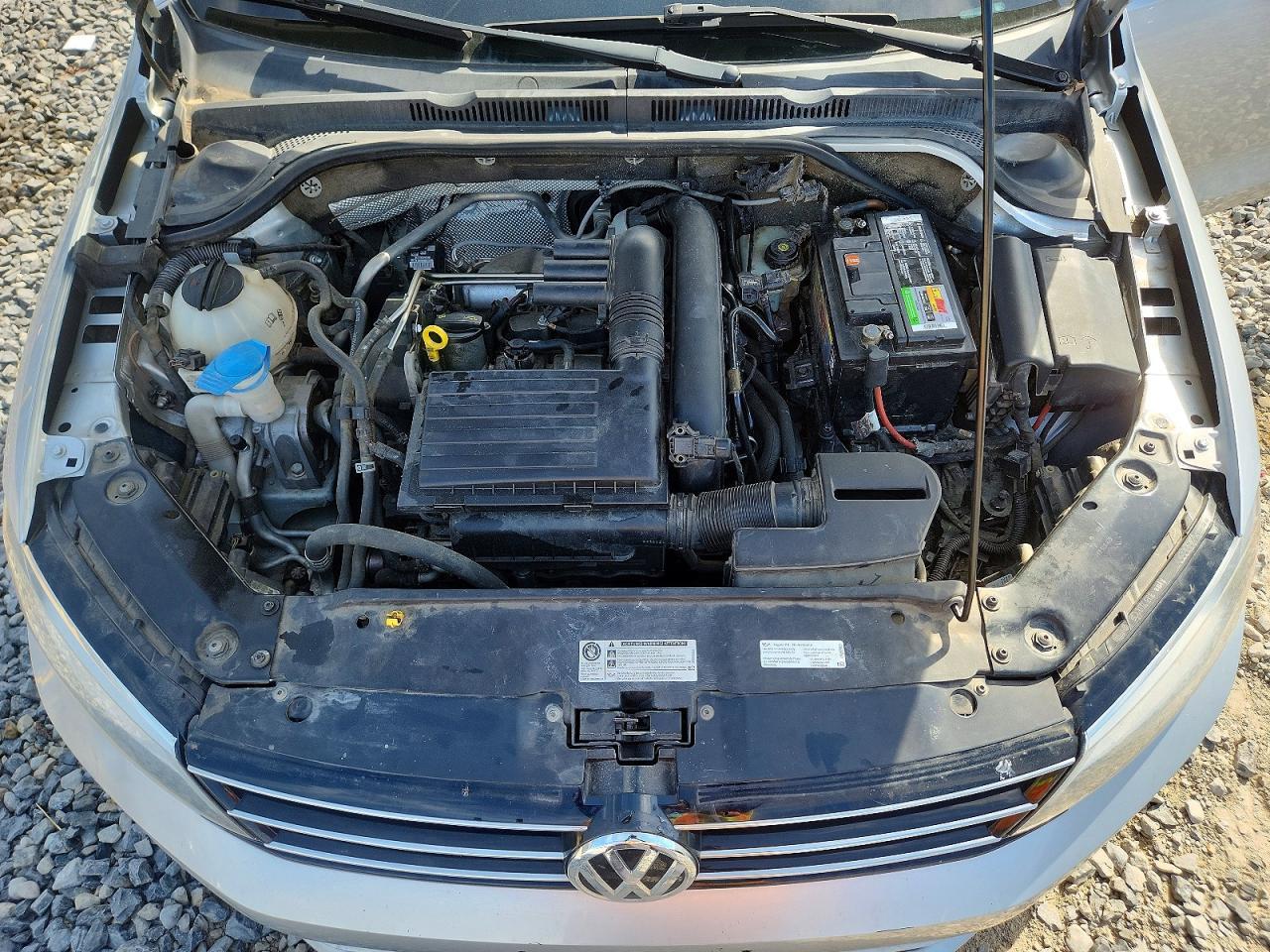 2016 VOLKSWAGEN JETTA