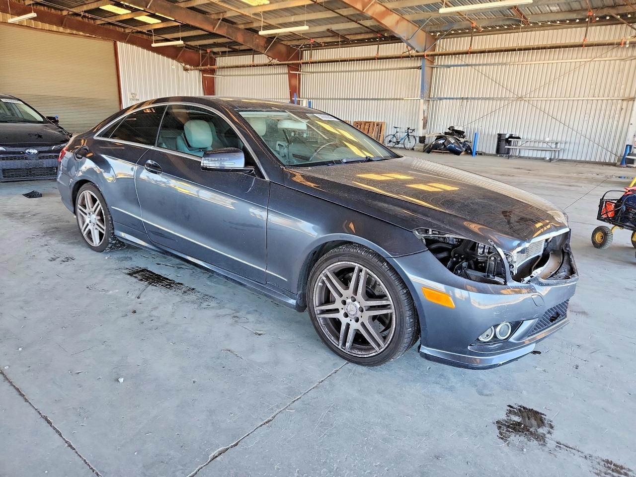 2010 MERCEDES-BENZ E-Class