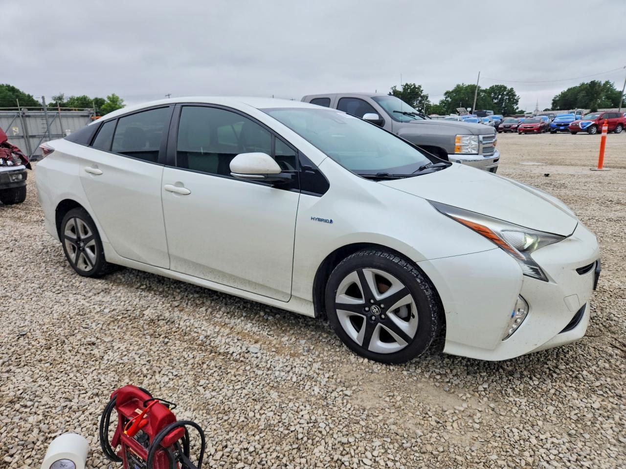 2017 TOYOTA PRIUS