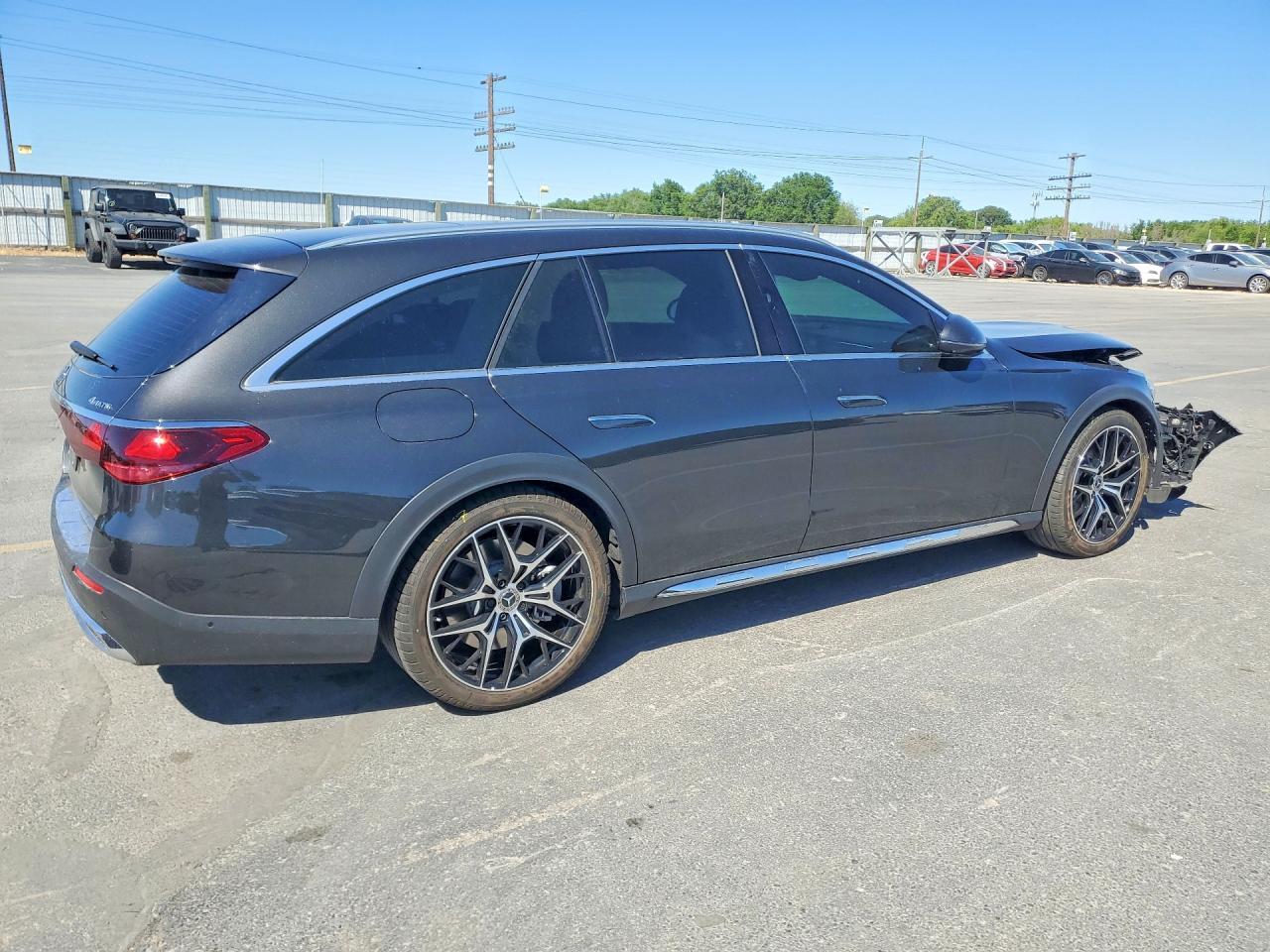 2024 MERCEDES-BENZ E-Class