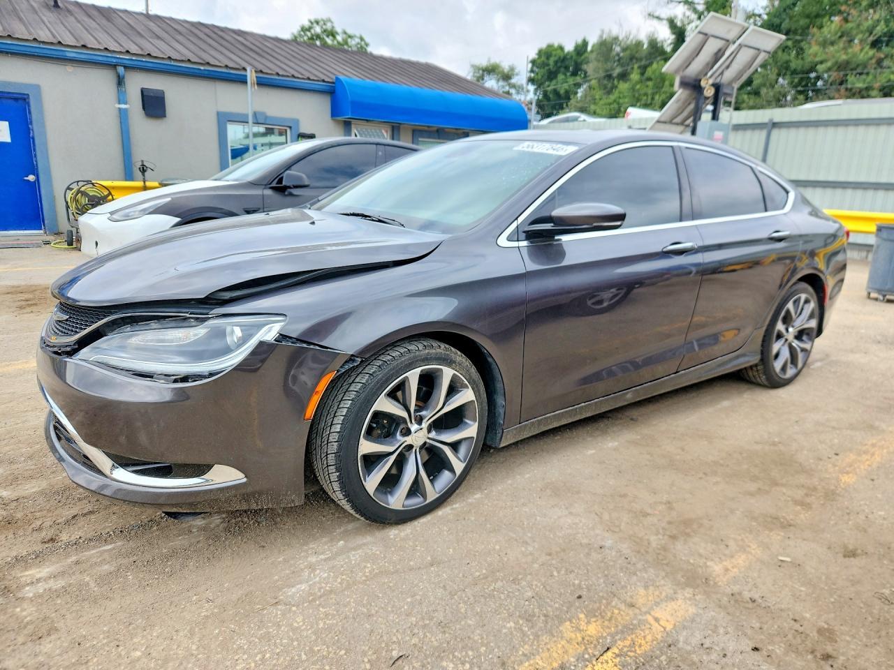 2016 CHRYSLER 200
