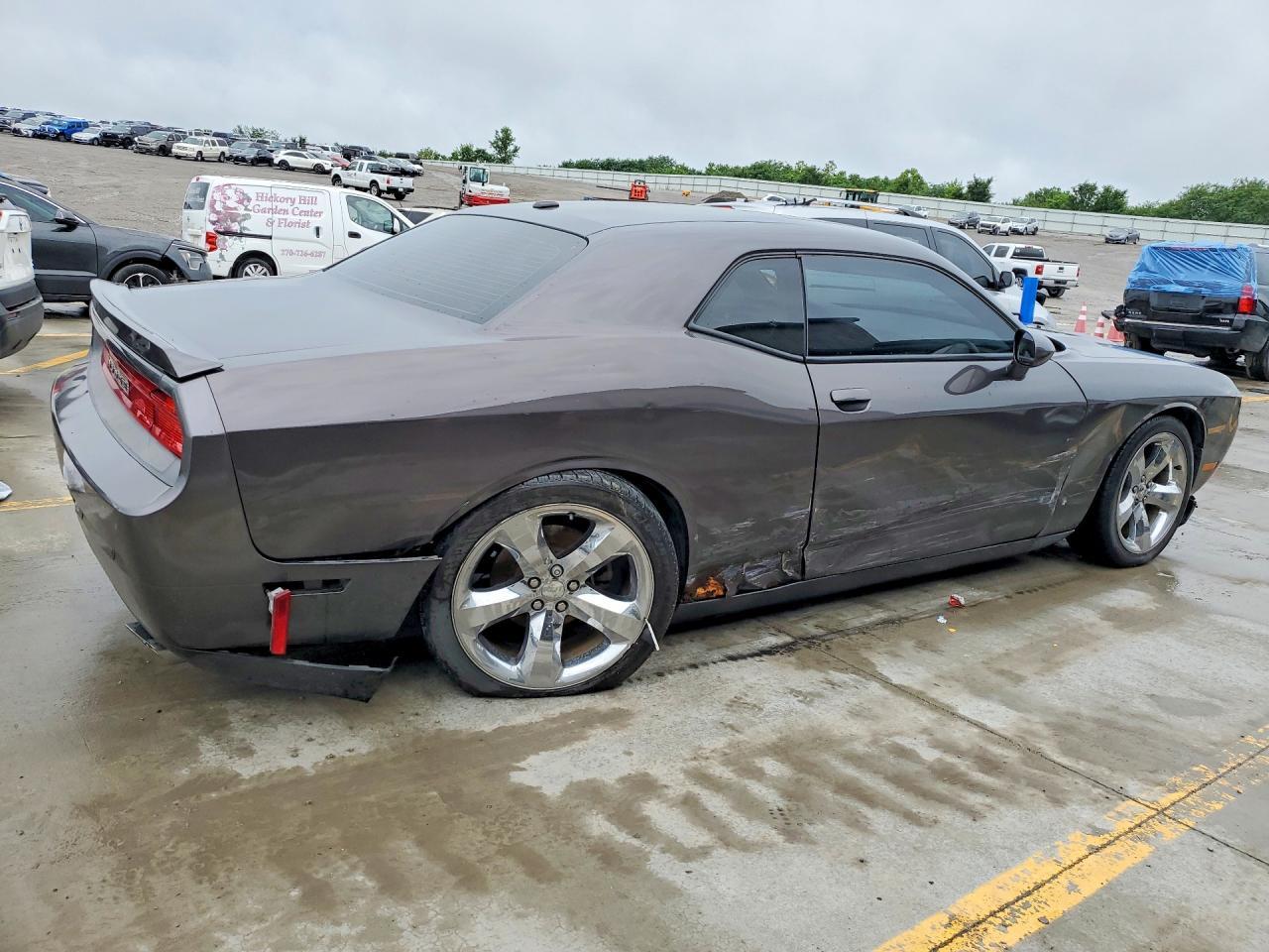 2013 DODGE Challenger