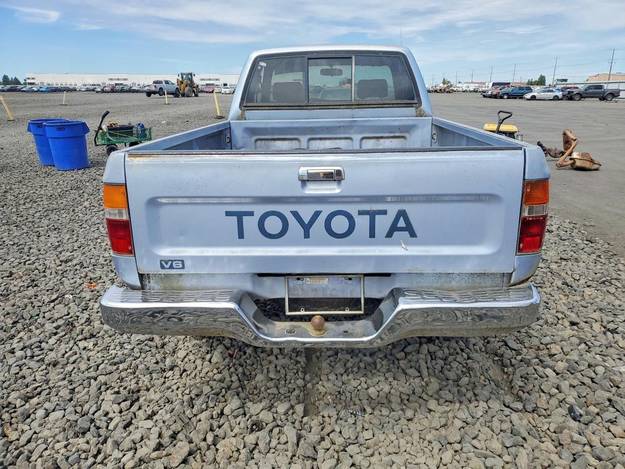 1989 TOYOTA Pickup