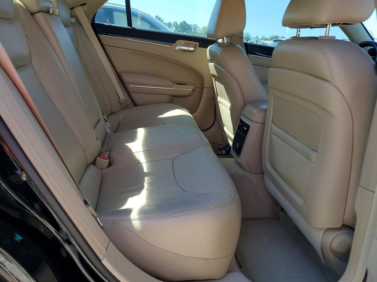 2014 CHRYSLER 300