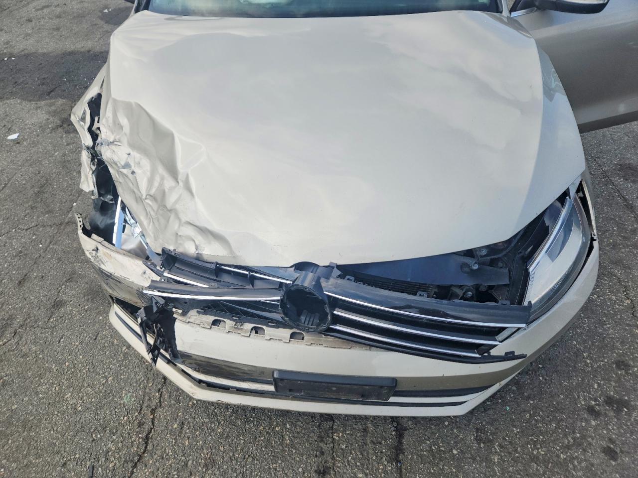 2015 VOLKSWAGEN JETTA