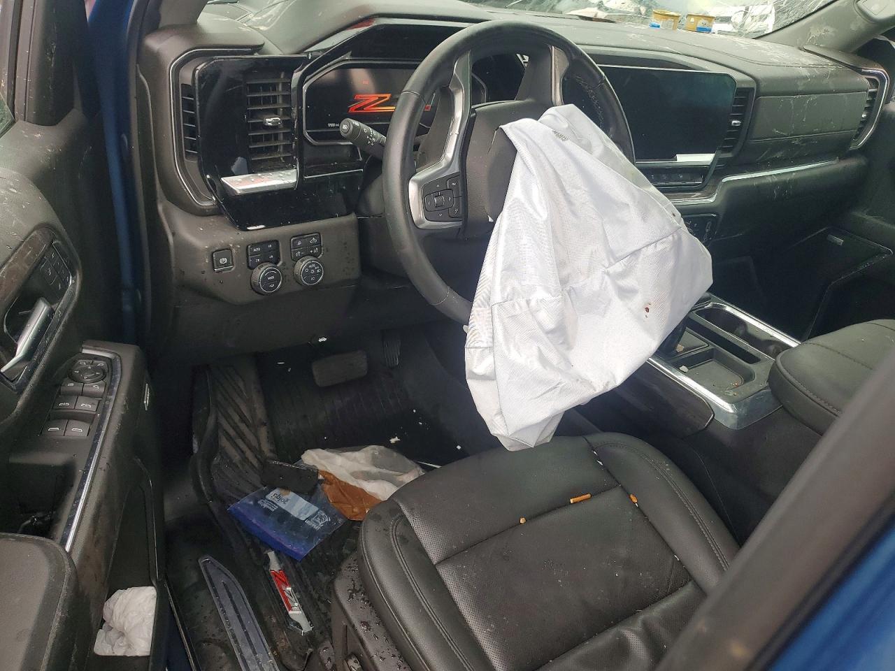 2024 CHEVROLET Silverado