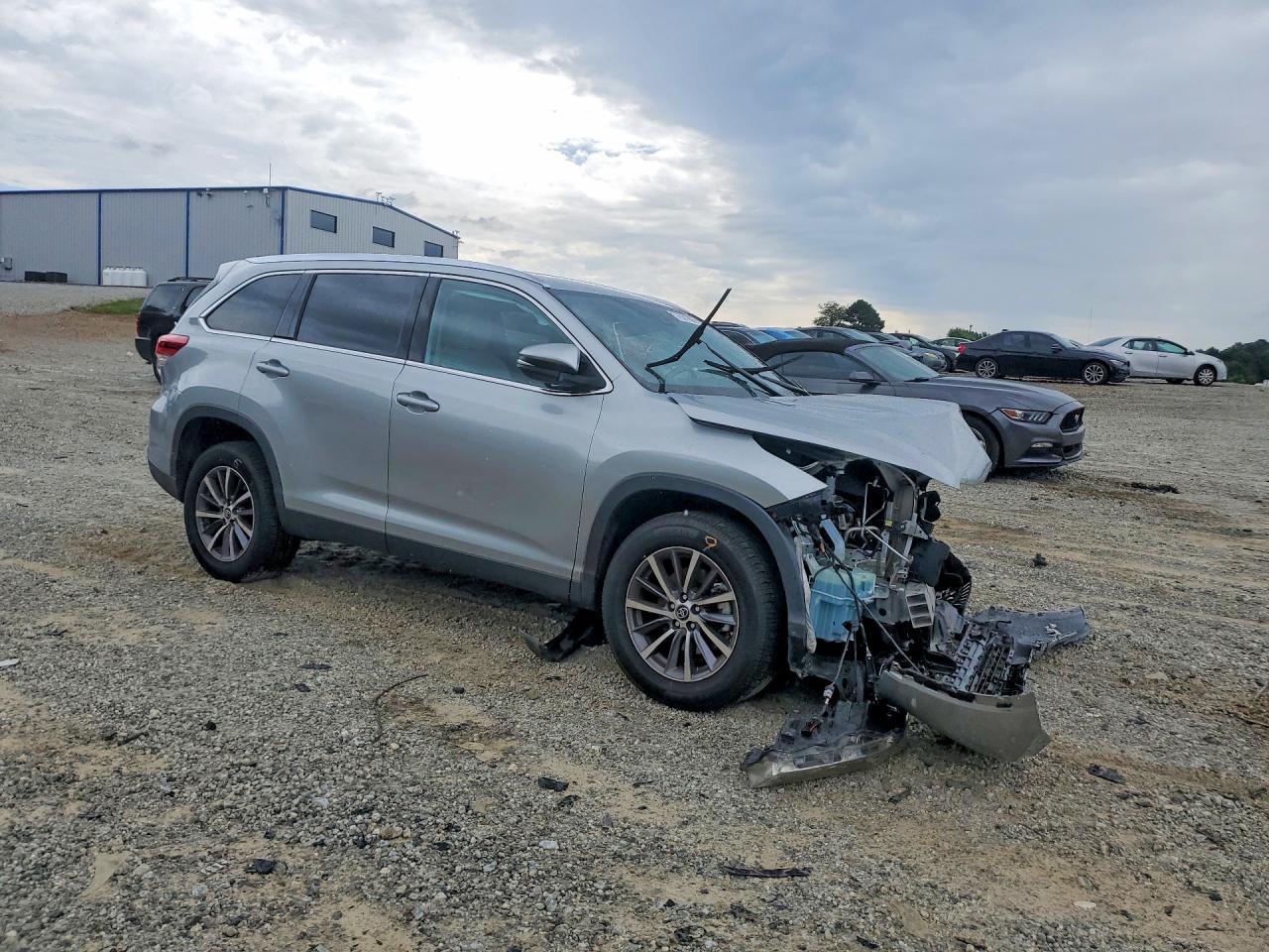 2019 TOYOTA HIGHLANDER