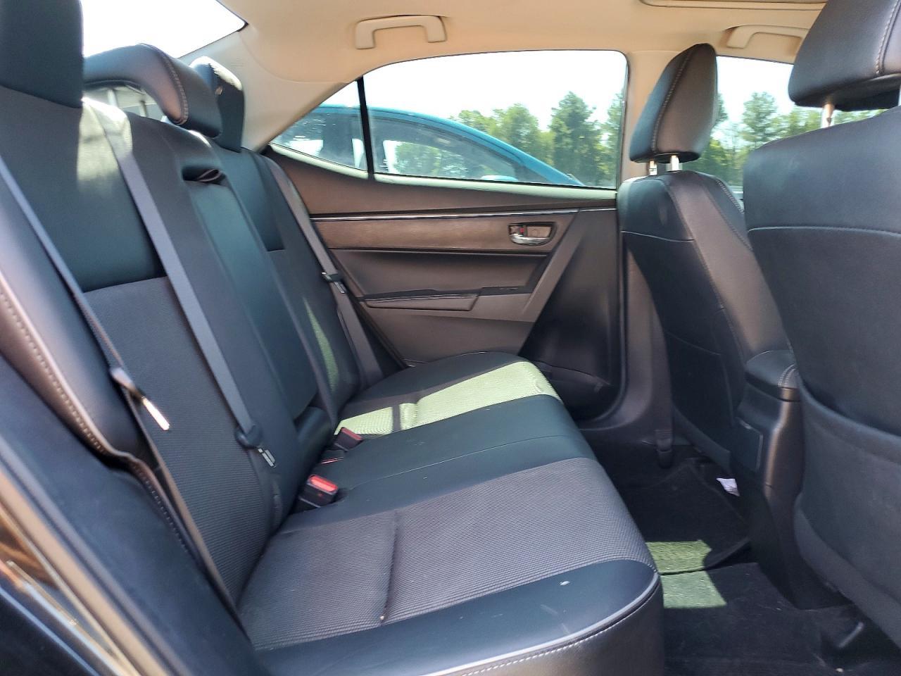 2015 TOYOTA COROLLA