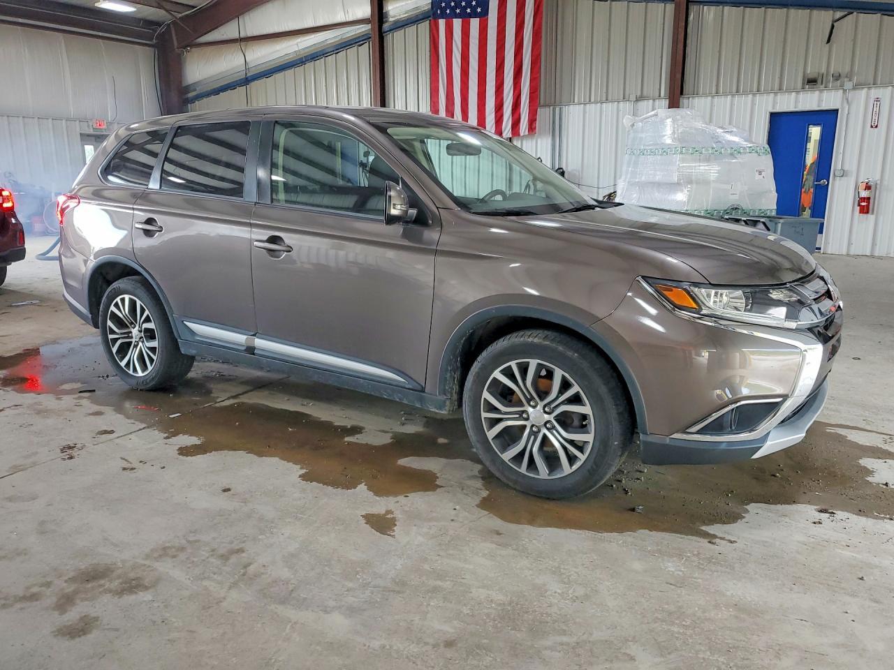 2017 MITSUBISHI outlander