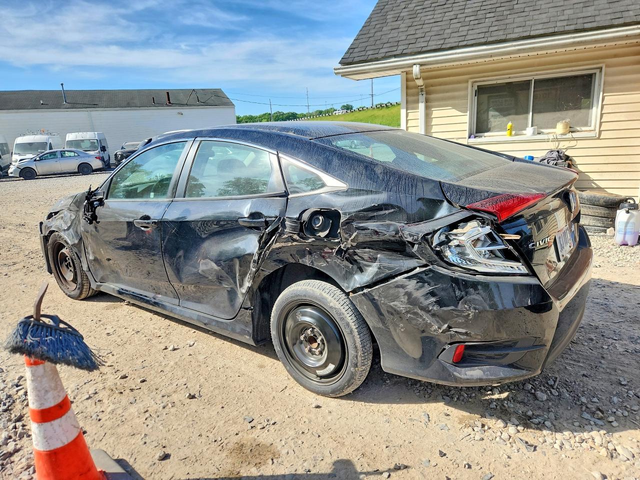 2017 HONDA CIVIC