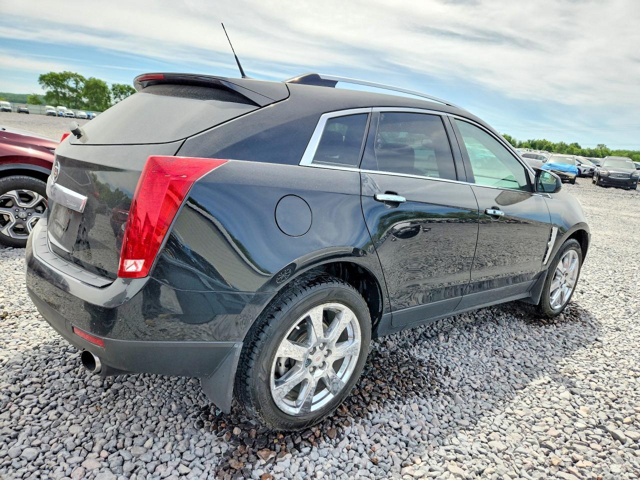 2010 CADILLAC SRX