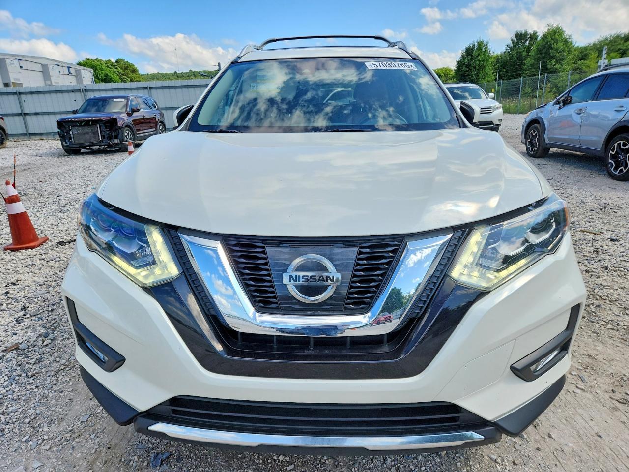 2017 NISSAN ROGUE