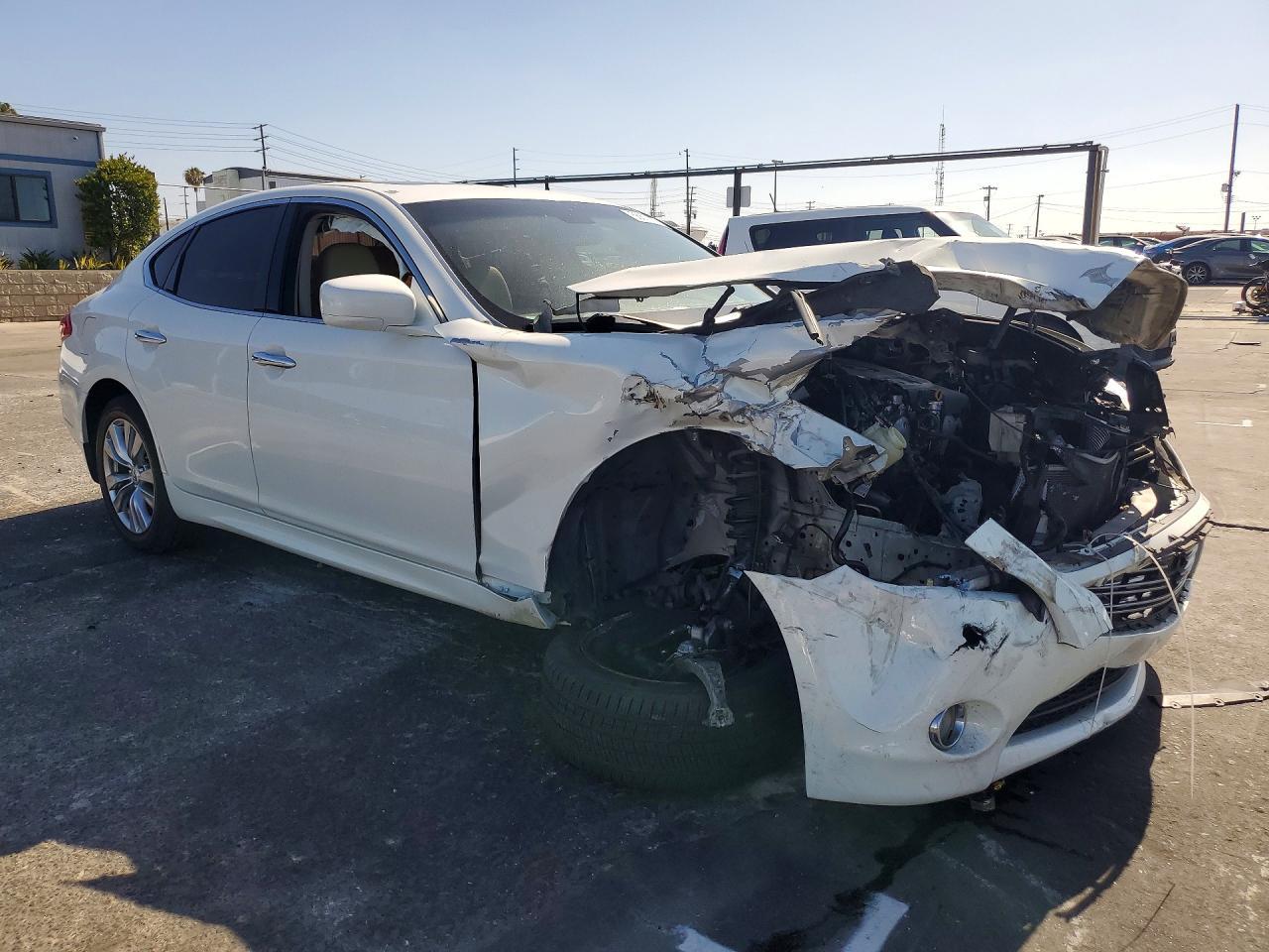 2012 INFINITI M37