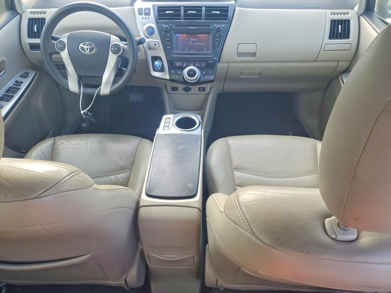2012 TOYOTA PRIUS V