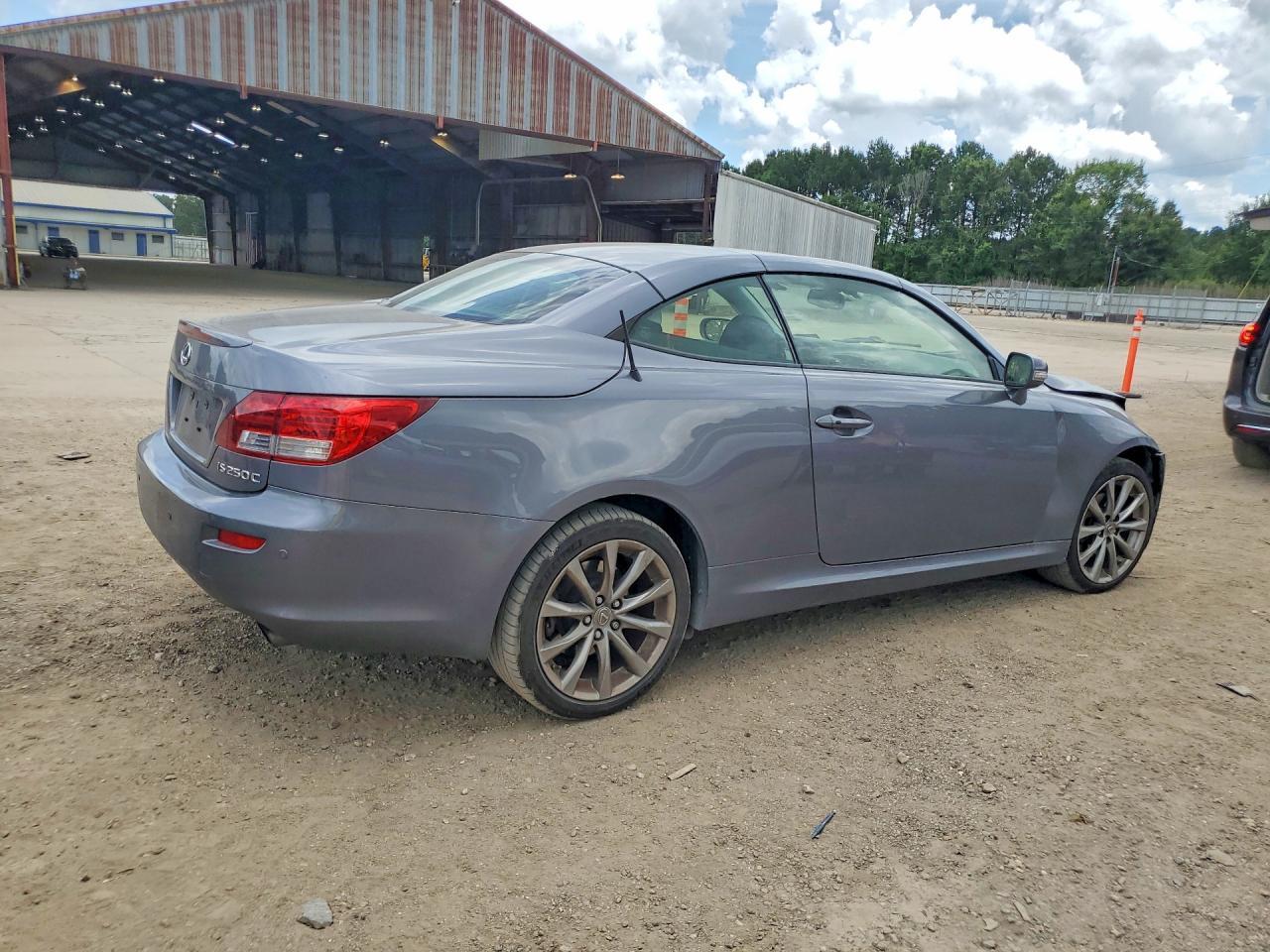 2013 LEXUS IS 250